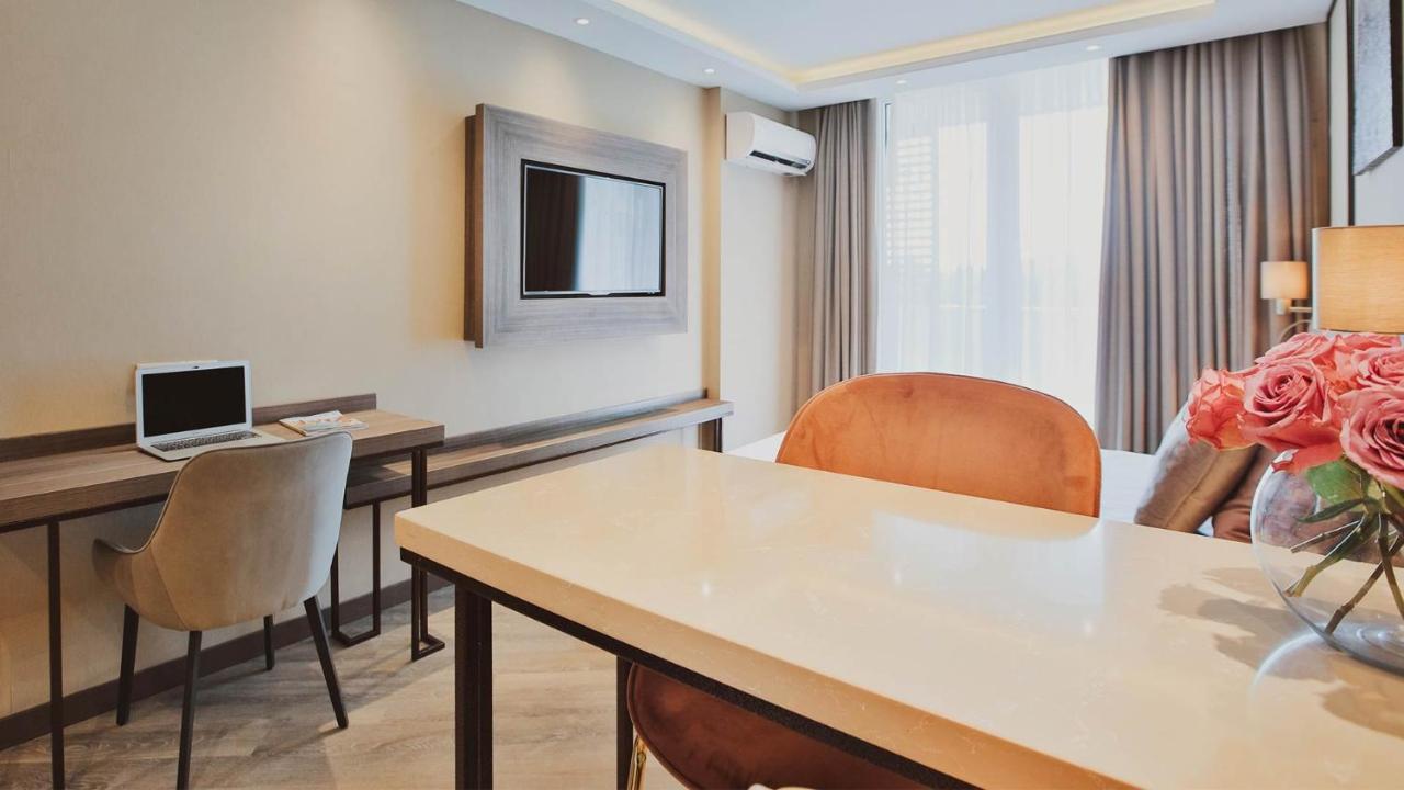 Sunrise Apart-Hotel Batumi Ngoại thất bức ảnh